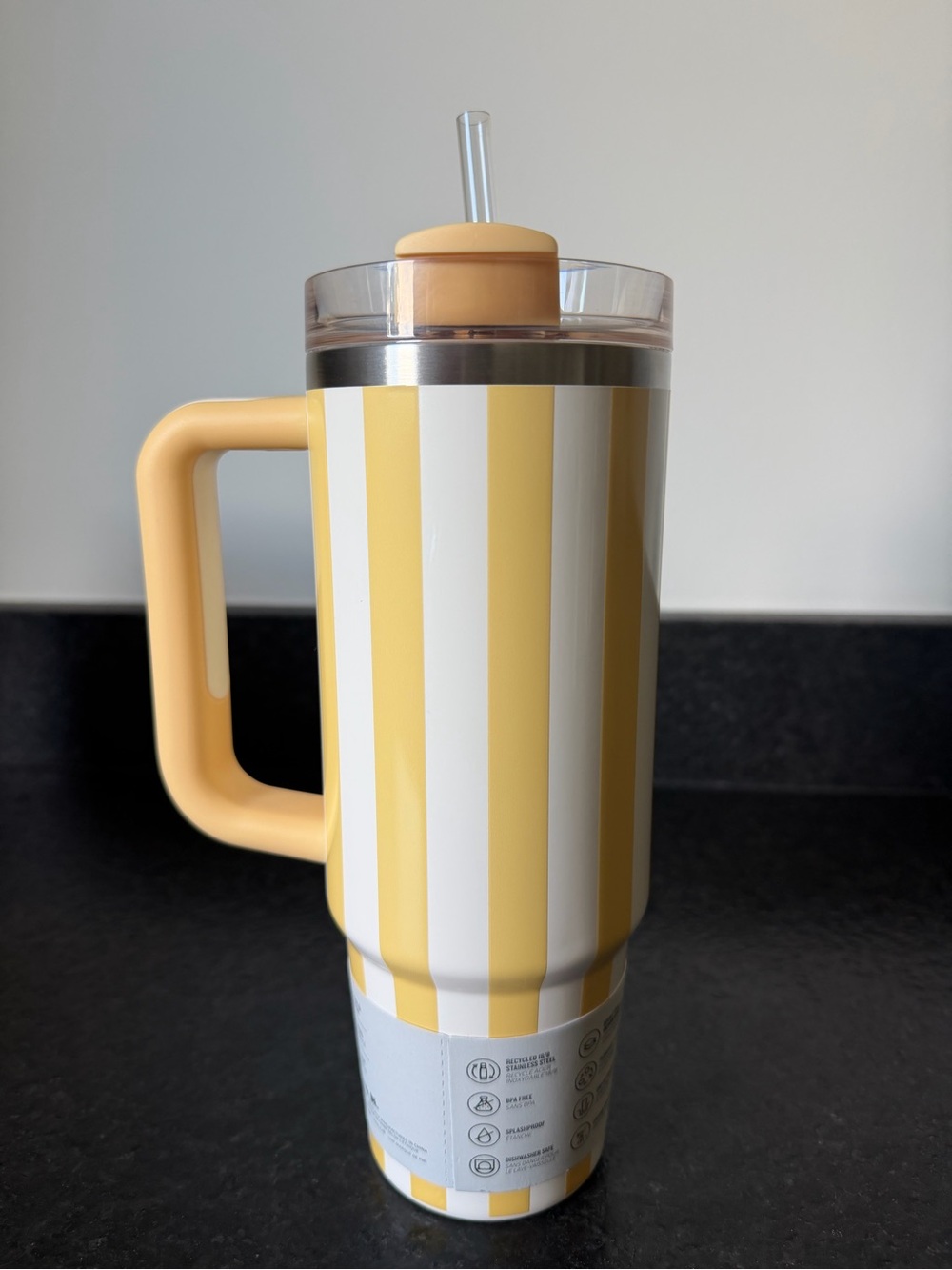 Stanley Yellow Stripe Cabana Butter Yellow Quencher H2.0 Tumbler with Handle - Picture 4 of 7